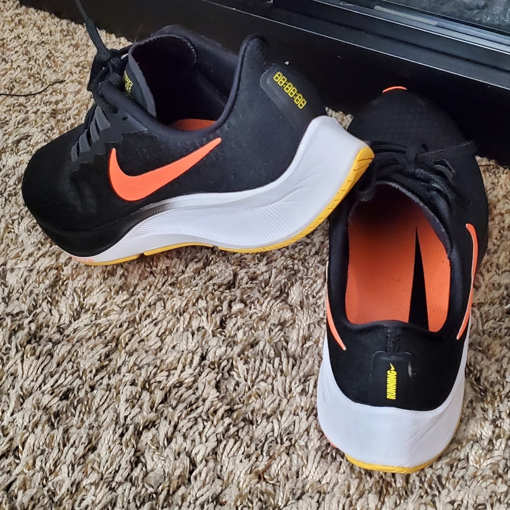 Nike Zoom Pegasus sz 9 *Great Condition*